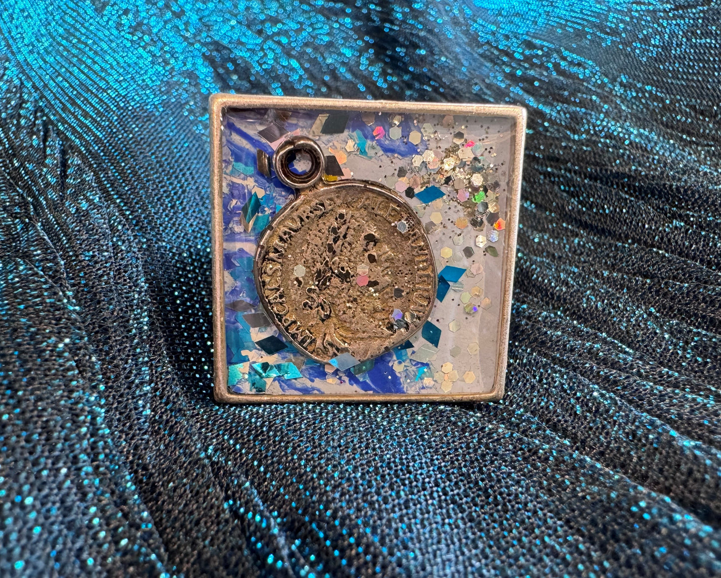 Lucky coin ring